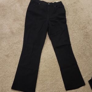 Gloria Vanderbilt Classic Black Pants